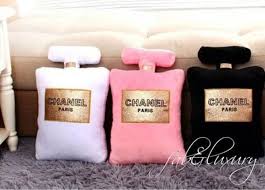 ¿buscas coussin chanel aliexpress de gran calidad a los mejores precios? 23 Make Up Available On Aliexpress Com Chanel Room Chanel Decor Chanel Perfume Bottle