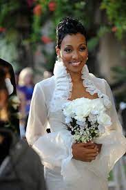 Pin By Chalise Jackson On Hair And Makeup Short Wedding Hair Black Bride Short Wedding