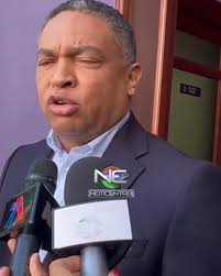 Informe del tiempo @holguinfrancisco Una vaguada impactará el Gran Santo  Domingo y el este del país desde el viernes , generando lluvias  significativas. Se esperan precipitaciones en Monte Plata, San Cristóbal y