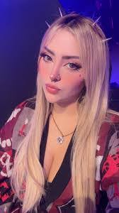 Adiel Contreras's Instagram, Twitter & Facebook