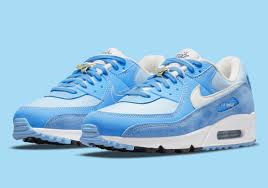 The now iconic nike max air technology has continued to evolve and captivate the sneaker community. Nike Air Max 90 First Use University Blue Da8709 400 Sneakernews Com