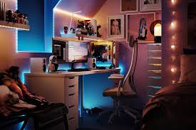 La bonne qualité vous avez vu dans cette compilation de chaise salle d attente ikea, vous avez pu trouver pas mal de. Ikea Lance Uppspel Une Collection De Meubles De Jeu Avec Des Chaises Des Tables Pour Le Travail Debout Et Meme Des Coussins Relaxants Gaming Section Magazine Gaming E Sport Jeux Video