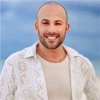 Still processing this lineup. Next week, I'm speaking at the League of  Originals LA Summit alongside some of the most brilliant minds in brand  marketing and creator economy. CEOs who've built…