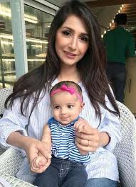 Hira Tareen With Her Cute Daughter Pakistani Fashion Celebrities Actors