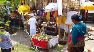 Feb 05, 2019 · gede toya adalah blog personal yang membahas tentang budaya, adat istiadat pulau bali. Odalan Mingkup Sari Dan Caru Rsi Ghana Pesona Pulau Bali