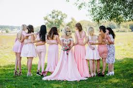 Et en matière de mariage, échanger leurs vœux sous un beau chapiteau aussi appelé tente de réception, loin des espaces non confinés entre quatre murs devient très tendance. Louer Un Chapiteau De Mariage Bonne Idee Abc Location Richard
