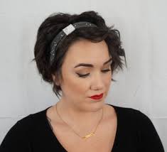 How To Wear Headbands With Short Hair Headbands For Short Hair Headband Hairstyles Headbands Hairstyles Short
