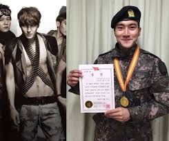 10 Korean Idol Military Looks On Stage Vs On Active Duty Military Looks Korean Idol Siwon