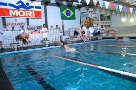 Seoul hagye ollimpik), oficialmente denominados jogos da xxiv olimpíada, foram os jogos olímpicos realizados em seul, coreia do sul, entre 17 de setembro e 2 de outubro, com a participação recorde de 159 países e 8 391 atletas. Voce Conhece Todas As Regras Da Natacao Mori Escola De Natacao