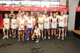 Show your support for the essendon bombers with the afl club ball! Dfs Gets Afl Experience At Essendon Football Club Dynamic Footy Skills