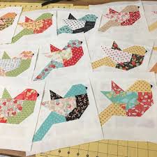 How Perfect Are Mummaquilts Bird Blocks She Made Using My Feathers Quilt Pattern Her Finished Quilt Is Feather Quilt Feather Quilt Pattern Bird Quilt Blocks