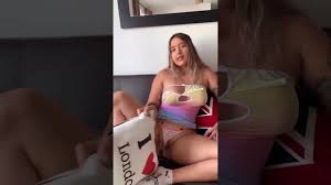 Nice Pussy Slip - YTboob