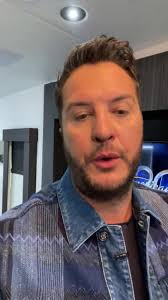 Here we go American Idol! Voting starts now, let’s get to work.