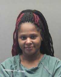 Ebonee Love's Instagram, Twitter & Facebook