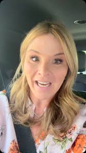 #itcosmeticspartner : Being a working mom means early mornings, busy  nights, and everything in between. My secret to doing it all is the  @itcosmetics Do It All Concealer! Sometimes I need a quick ...