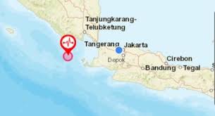 Hingga pukul 17.00, setidaknya sudah dua kali wilayah maluku tengah diguncang gempa. Wz9nctlckz9edm