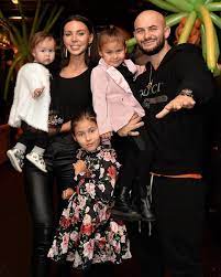 Модель и рэпер публикуют потрясающие фото в соцсетях. I Deti Ne Spasut Dzhigan Mozhet Brosit Zhenu Iz Za Toshej Figury