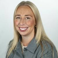 10+ "Bella Roach" profiles