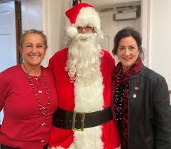 Massapequa Park Held Traditional Holiday Open House