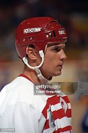 1,923 Steve Yzerman Photos & High Res Pictures