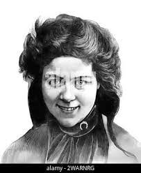 Louise Fuller's Instagram, Twitter & Facebook