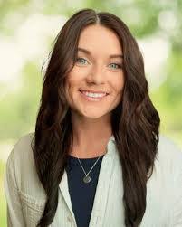 Kayla Sims's Instagram, Twitter & Facebook