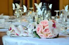 This theme consists of butterfly shaped decorations, plenty of sparkle, and a butterfly. DicÅ£ionar Altar Galaxie Butterfly Wedding Decor Mentallytoughskaters Com