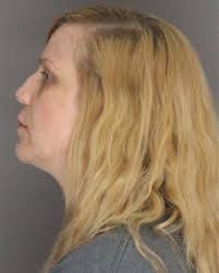 Michelle Pilcher's Instagram, Twitter & Facebook