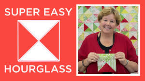 Make A Super Easy Hourglass Quilt With Jenny Doan Of Missouri Star Video Tutorial