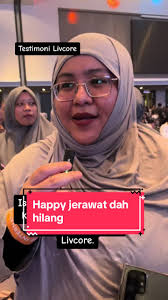 Wahh..jerawat degil kat dagu pun hilang. Power detox slps makan #Livcore .  Yg penting kita sihat & teris jaga kesihatan. Livcore ni special utk HATI.  Bila detox berlaku, banyak impaknya termasuk kulit ...