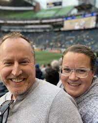 Dayna Brown (@daynacreates) • Instagram photos and videos