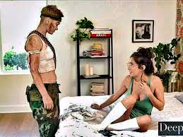 April Oneils Game Fantasy Comes To Life In Hd Lesbian Sex - XXXBP