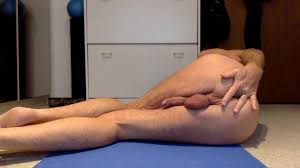 Stretching My Hole with 1-2-3-4 Fingers: Gay Fisting Porn