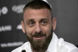 'he sat me down and unzipped his leather pants.' portia de rossi drops baby bombshell on wife ellen degeneres. Daniele De Rossi Is The X Factor For Fiorentina S Coaching Job Viola Nation