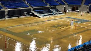 Get your ucla bruins basketball tickets from seatgeek. Workers At Ucla Bruins Pauley Pavilion Trying To Save Waterlogged Court