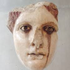 An enthusiastic audience bore witness to the amazing & creative artwork of  many female artists ✨ They showcased their astute talents in a harmonious  exhibition "Féminin Pluriel" bringing together eclectic artistic  creations💡!