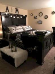 This bedroom space is all about texture! 47 Inexpensive Diy Bedroom Decorating Ideas On A Budget Roundecor Master Bedroom Furniture Bedroom Decor Master Bedrooms Decor
