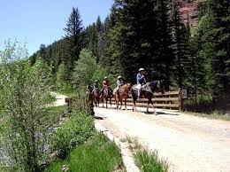 Development of circle c ranch began in 1982, with the first homes in the community in built in 1986. Campingplatz Circle K Ranch Usa Rico Booking Com