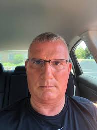 Does anyone know of a good eye glass place in palatke