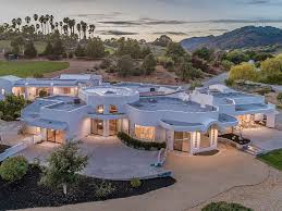 For Sale 2 375 000 Enjoy The Views From This Private Escape On Nearly 16 Acres Offering An Expansive Main Home In 2020 Equestrian Estate Level Homes Luxury Realtor