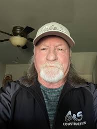 Some hear the Three Stooges, some hear Pink Floyd or the Beatles... I'm  just thankful I can still hear at all. 🖖😶