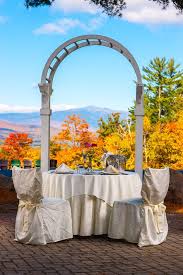 New Hampshire Wedding Venues Stonehurst Manor North Conway Nh Hotel Nh Wedding Venues Fall Wedding Venues Wedding Venues Hampshire