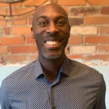 Wayne Leacock (@WayneSocialHP)