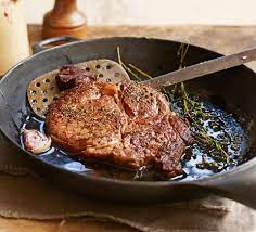 Plus slow cooker stews and grilled steaks and beef kebabs. 10 Steak Sauces You Can Make In Minutes Bbc Good Food