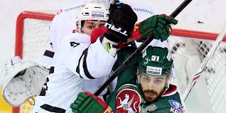 Ник бэйлен на опыте переигрывает артура ахтямова и ставит точку в матче! Ak Bars Odolel Traktor V Pervom Matche Finala Na Vostoke