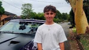 Dimitri Doulaveras: Wollongong police search for missing teen | Illawarra Mercury | Wollongong, NSW