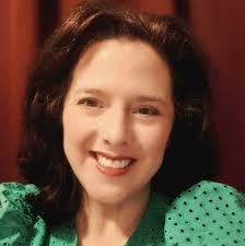 Dawn Hays's Instagram, Twitter & Facebook