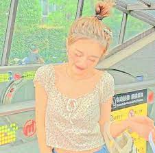 حلالك بس فولو لحسابي دا و لحسابي على انستا cuteclouds79 غير كدا مسمحلكيش تاخديها منعشه تيم صور بنات كوريه japanese horror disney princess disney characters