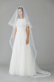 20 Stunning Unique Wedding Veils You Haven T Seen Before Wedding Veil Styles Black Wedding Dresses Wedding Veils