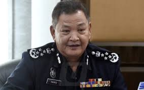 Pemangku timbalan ketua polis negara, abdul hamid bador akan dilantik sebagai ketua polis negara yang baru, kata perdana menteri dr mahathir mohamad hari ini. Tan Sri Abdul Hamid Bador Archives The Leaders Online